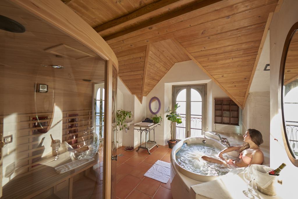 Bellavista Boutique Hotel Брунате Экстерьер фото